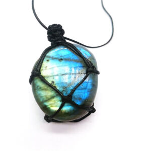 Labradorite Pendant Necklace – Hand-Woven Raw Stone