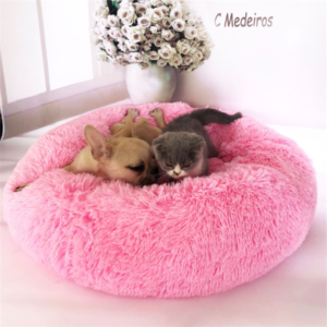 Round plush pet bed
